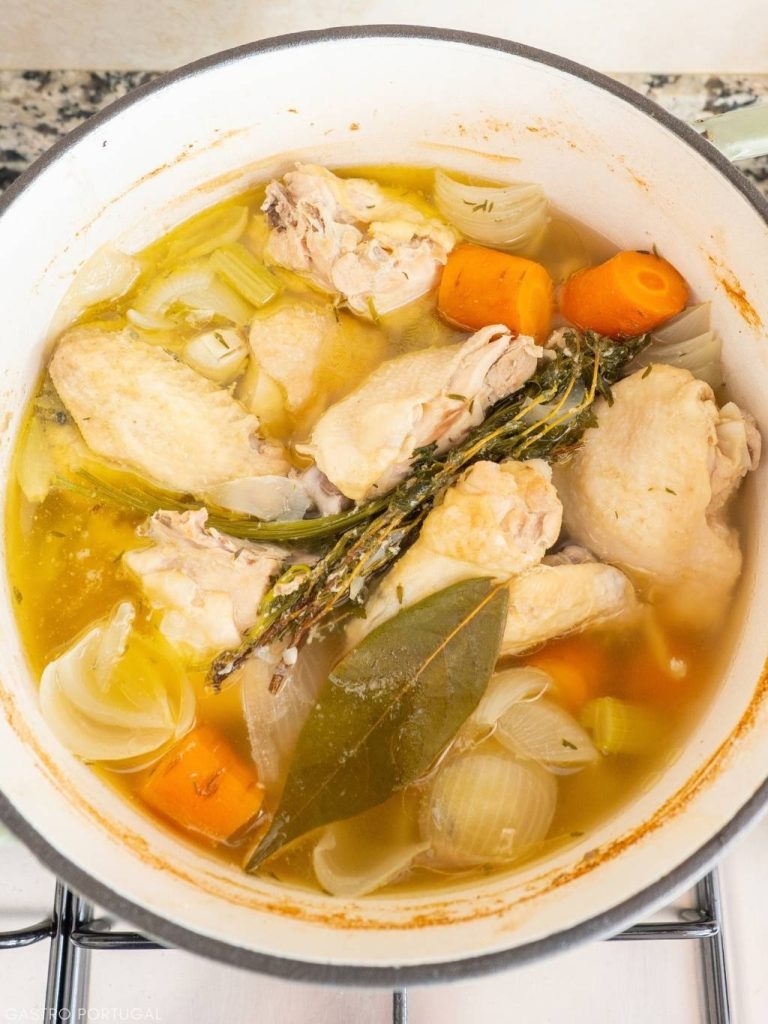 cooked chicken canja