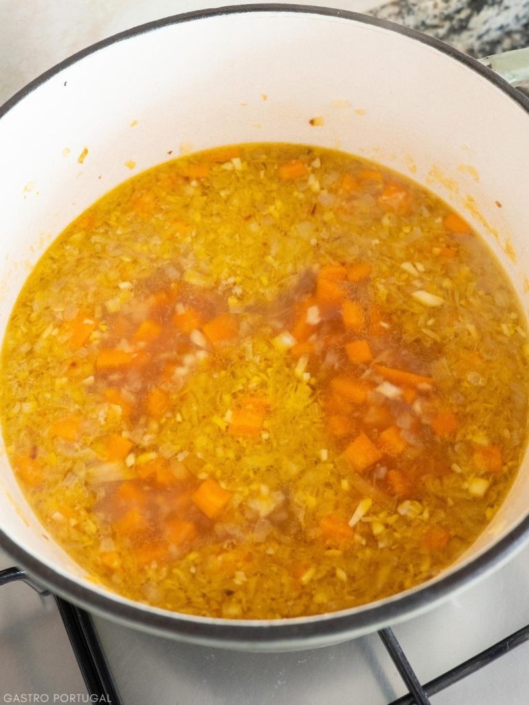 canja simmering