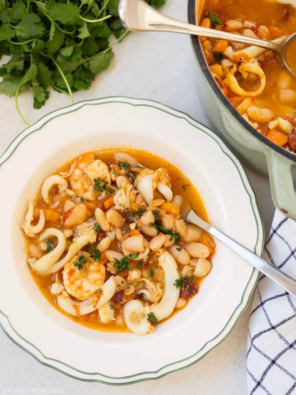 Feijoada de choco plated