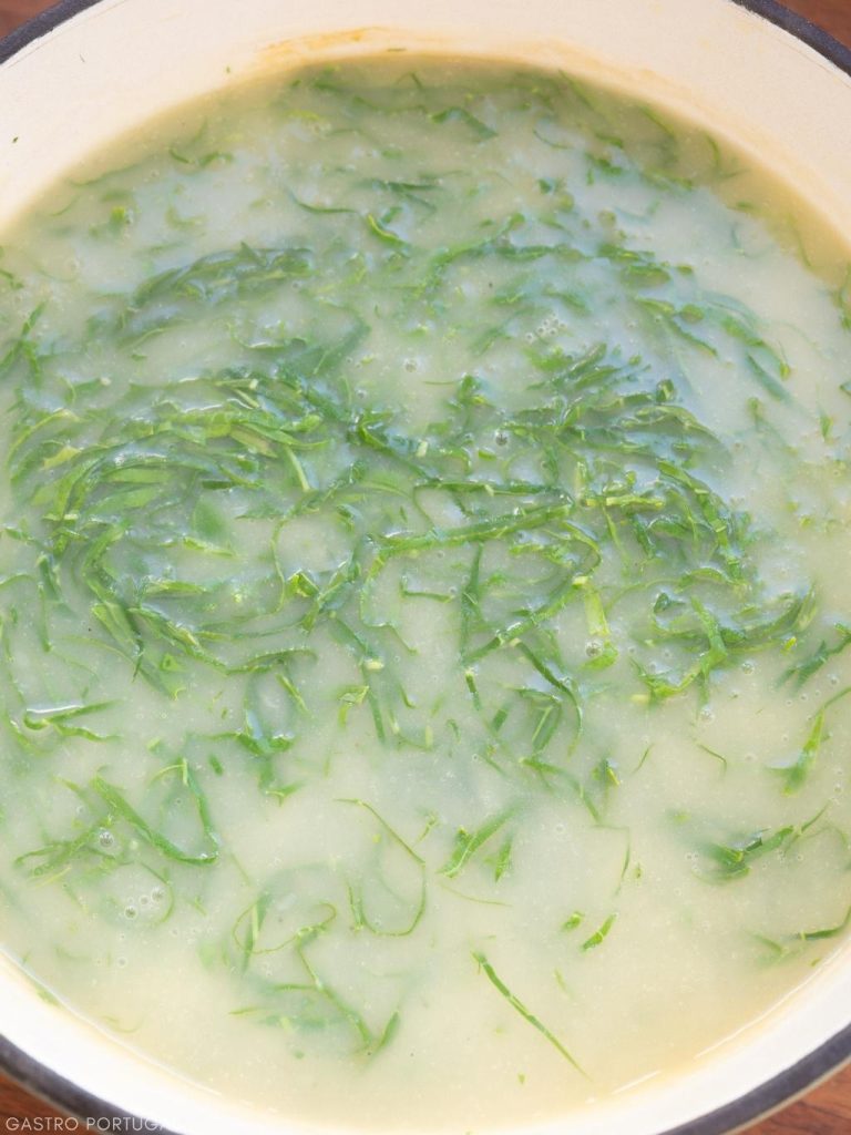 caldo verde simmering