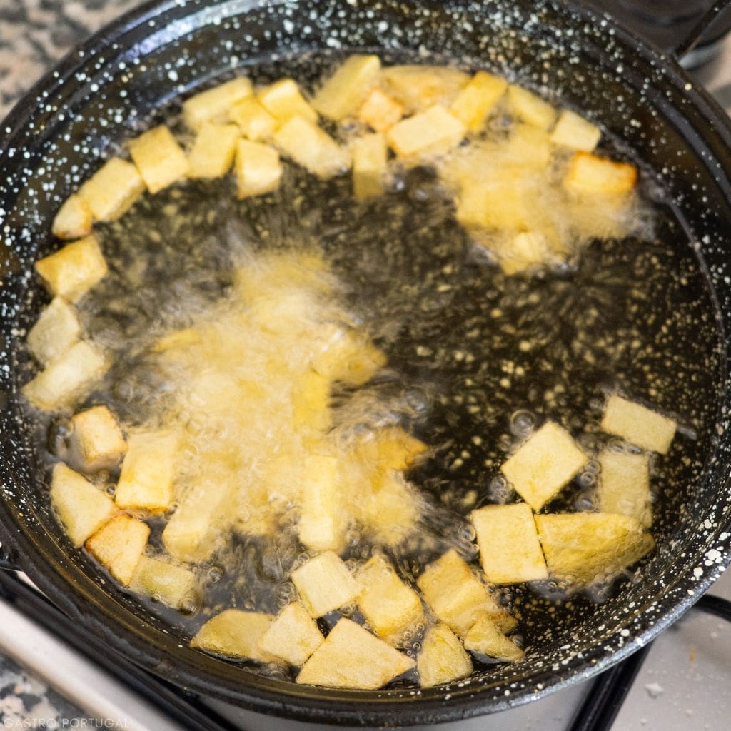 potatoes deep frying