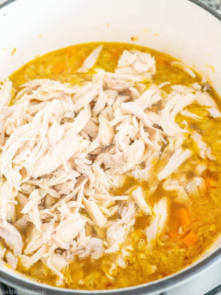 shredded chicken canja